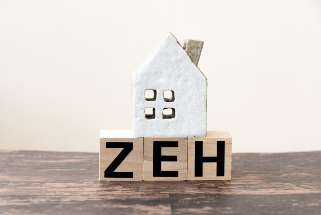 ZEH（ゼッチ）とは？メリットやデメリット、購入時のポイントを解説